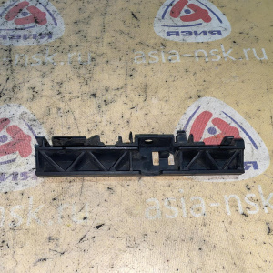 Крепление порога Audi A6 C7/4G2 '2014 R 4G0853922B