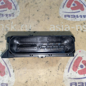 Блок управления стояночным тормозом Audi A6 C7/4G2 '2014 Дефект крепления 4H0907801H