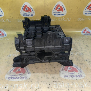 Кронштейн Audi A6 C7/4G2 '2014 В багажник зад, лев 4G0907324C