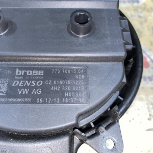 Моторчик печки Audi C7/4G2 A6 '2014 Правый руль 4H2820021B