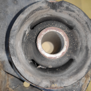 Балка NISSAN J31/PJ31/PU31/TU31 Teana/Presage VQ23DE/VQ35DE/QR25DE R 2WD 55400-9W50A