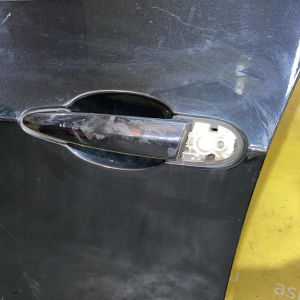 Дверь боковая BMW X5 E70 '2007 перед, лев В сборе (вмятины, царапины) 41517181475