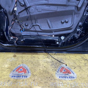 Дверь боковая BMW X5 E70 '2007 перед, прав В сборе (замяты уголы) 41517181476