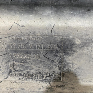 Защита днища кузова BMW E70/E71 X5 N52N/N54/N55/N62N '2007 Бензин ДВС, трещина 51757171390