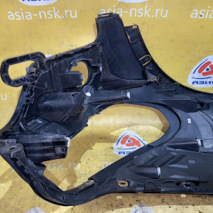 Крыло BMW X5 E70 '2007 перед, лев чёрное, с омывателем фары (царапины) 51657178395