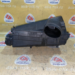 Корпус воздушного фильтра BMW X5 E70 N52N 3.0L бензин 13717548885 '2007