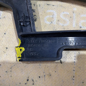 Крепление бампера BMW X5 E70 '2007 опора (дефект) зад, прав 51127185986, 51127226938