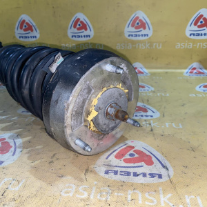 Стойка BMW E70 X5 N52N '2007 перед, прав 3.0si с креплением 6775086 31326781917