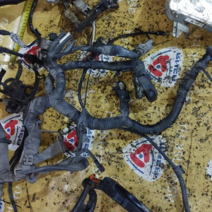 Коса ДВС Toyota 3S-FE Carina ED ST182 '08.1991-11.1992 ДЕФЕКТ + комп. 896612B190 + катушка 1950074040 + коммутатор 8962126010( трамб. ( 2 конт. ) A140