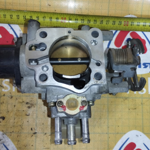 Заслонка дроссельная Toyota 3S-FE/4S-FE Camry/Vista/Celica SV30/ST182 '05.1991- 22210-74720 a/t трамбл 4 болта OLD ( датчик х/х 2227074040 )