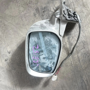 Зеркало Toyota Auris/Blade ZRE150 RHD 7k с повторителем (дефект) L