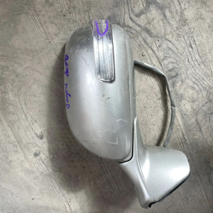 Зеркало Toyota Auris/Blade ZRE150 RHD 7k с повторителем (дефект) L