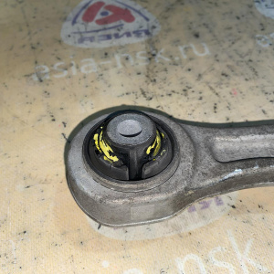 Рычаг Audi A6 C7/4G2 перед, лев н прямой спереди (дефект сайлентблока дефект шаровой) '2014 8K0407155C