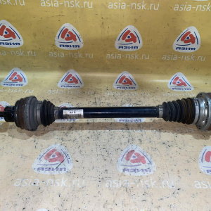 Привод Audi C7/4G2 A6 зад, прав '2014 8R0501204D
