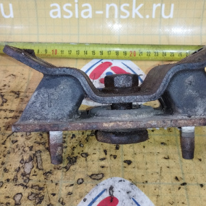 Подушка двигателя Toyota 2UZ-FE Land Cruiser UZJ100 a/t зад R 12371-50080/-50081