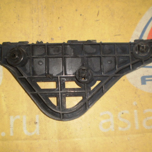 Крепление бампера Toyota Camry AVV50 перед, прав 52535-33050