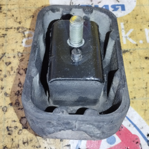 Подушка двигателя Suzuki M13A Jimny JB43W a/t зад. R 1161081A00