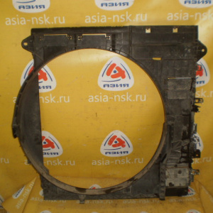 Диффузор радиатора Infiniti 21477-1LA0A QX56 Z62 VK56VD '2010-2014 Дефект