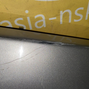 Крыло Cadillac SRX GMT265 '2007 перед, прав серебро, вмятина, царапины 88890926