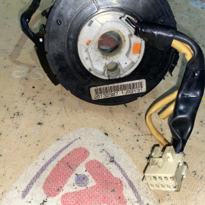 Шлейф подрулевой Cadillac GMT265 SRX '2007 обрезан провод Airbag, обрезана фишка 26132307