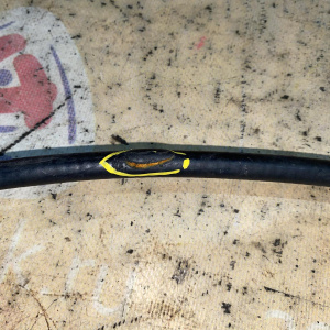 Тросик Ручника Cadillac GMT265 SRX '2007 R L=R 20772270