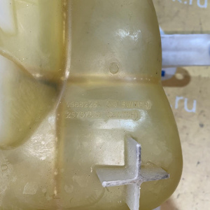 Бачок расширительный Cadillac SRX GMT265 LY7/3H 3.6L 15882261 '2007