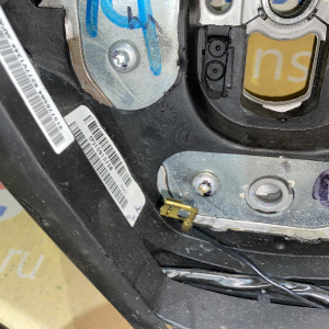 Руль Cadillac SRX GMT265 '2007 3 спицы мультируль с кнопками (дефект кожи и лака) 15913730