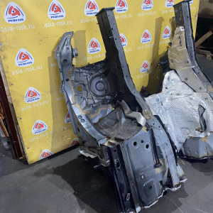 Лонжерон Audi A7 C7/4GA '2011 Правый руль