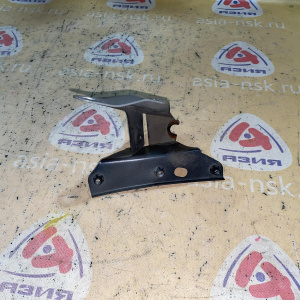 Крепление крыла Audi A7 C7/4GA '2011 Металич, R 4G8821136D