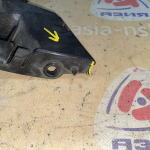 Крепление бампера Audi A7 C7/4GA '2011 Сломано 1 крепление перед, прав 4G8807284A