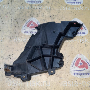 Крепление бампера Audi A7 C7/4GA '2011 Сломано 1 крепление перед, прав 4G8807284A