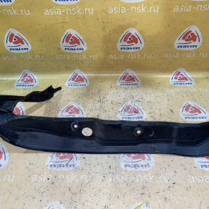 Пыльник крыла Audi A7 C7/4GA '2011 L 4G8821111A