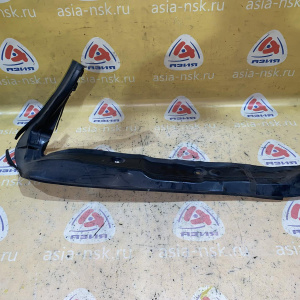 Пыльник крыла Audi A7 C7/4GA '2011 R 4G8821112A