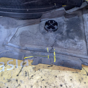 Подкрылок Audi A7 C7/4GA '2011 перед, прав н Сапожок порван 4G8853888B