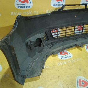 Бампер Volkswagen Golf 6 5K1 '2010 перед Хэтчбек 5K0807221A