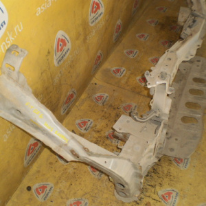 Рамка радиатора HONDA Fit GE6 (коррозия на нижней части) 60400-TF0-300ZZ