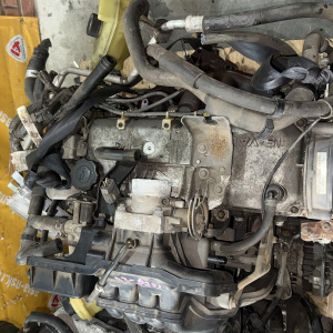 Двигатель Mazda B3-872186 БЕЗ ГЕНЕРАТОРА И ТРАМБЛЕРА Demio DW3W-747506 '2000-