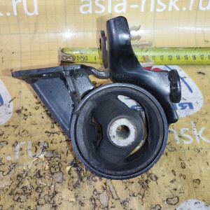 Подушка двигателя Toyota 3S-FE/3S-FSE Ipsum/Nadia SXM10/SXN10/SXN10 перед, лев 12372-16351 /-16350