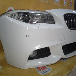 Ноускат BMW 5-Series F10 N52N '2011 530i M Sport белый (дефект стекла праврй фары) 51118048668