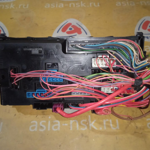 Блок предохранителей BMW 5-Series F10 Распределитель тока Пд 61149234421 '2011