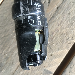 Блок подрулевых переключателей Toyota Chaser/Cresta/Mark II GX90 дефект 84310-2A380