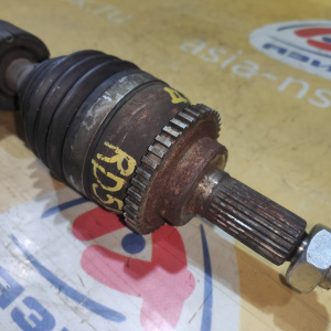 Привод SUZUKI RD51S/RC51S Aerio M18A перед, прав 2WD/4WD ABS Н-25шл. Без вала промежуточного. Дефект пыльника 44101-55G40