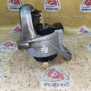 Подушка двигателя Audi CYRB A4 B9/8W5 '2016 2.0L TFSI 4WD DSG-7 перед, прав 8W0199372AB