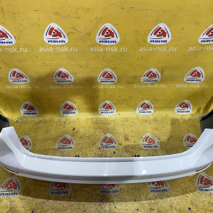 Бампер Audi A4 B9/8W5 '2016 зад LS9R,парктроники дефект 1 крепления 8W9807511J