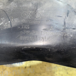 Подкрылок Audi A4 B9/8W5 '2016 перед, лев 8W0821171A