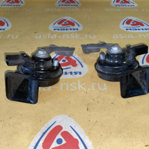 Сигнал звуковой Audi B9/8W5 A4 '2016 Пара CLARTON HORN 8W0951221 8W0951223