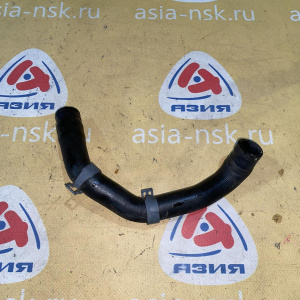 Патрубок системы охлаждения Audi 8W0819370C A4 B9/8W5 '2016