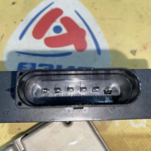 Блок управления топливным насосом Audi A4 B9/8W5 '2016 8W0906093C