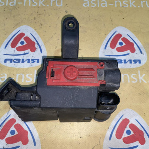 Блок предохранителей Audi A4 B9/8W5 Под капот распределитель 8W0941824AS 8W0941823F '2016