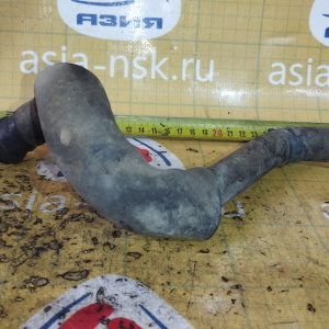 Патрубок радиатора печки Toyota 87245-32410 Camry SV40 4S '05.1996- низ, с помпы на радиатор печки ( катушечный ) ДЕФЕКТ РЗБУХШИЙ ОТ МАСЛА
